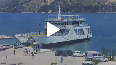 Imagen de vista previa de la cámara web Argostoli - puerto